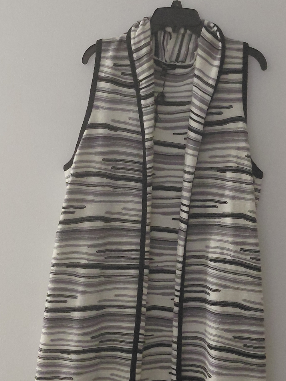 Cupio Women's Striped Cardigan Vest in Gray & White - Picture 3 of 8